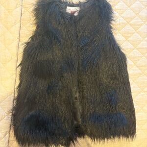 Children’s Place Black Faux Fur Vest Sz 8